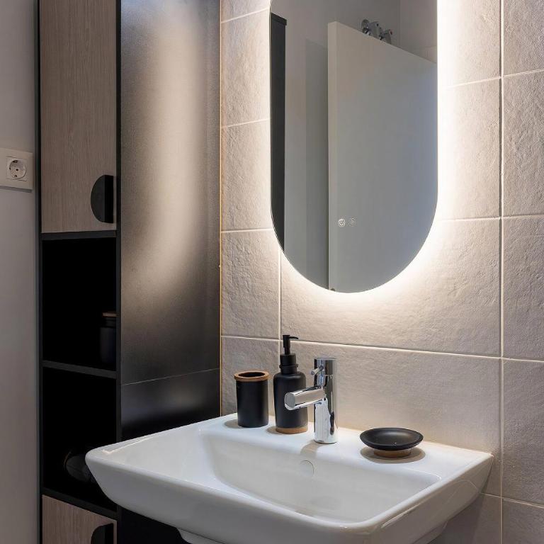 Calm Beach Estepona Retreat - Apartamento - 33