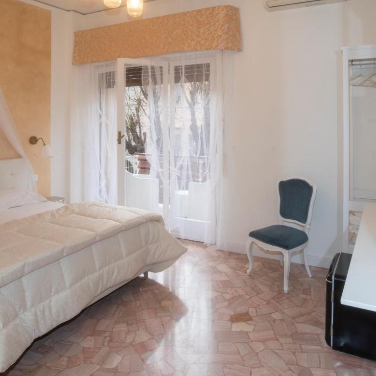 Cherubini 13 - Double Room with Terrace - 13