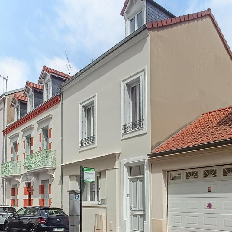 La maison Dubessay - Grande Maison de ville avec terrasse - Maison 4 Chambres - 53