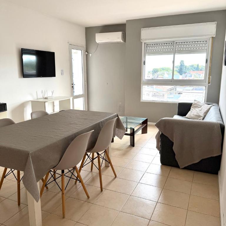 Pilares XV - Dpto con cochera y asador en zona céntrica - Two-Bedroom Apartment - 1