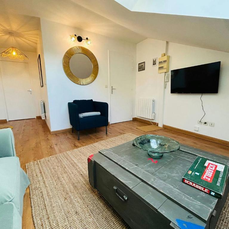 Le Spacieux Couturier Calme Gare centre - Appartement - 3
