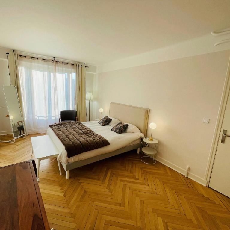 Lappart den face Hyper-centrePrestigieux - Appartement - 8