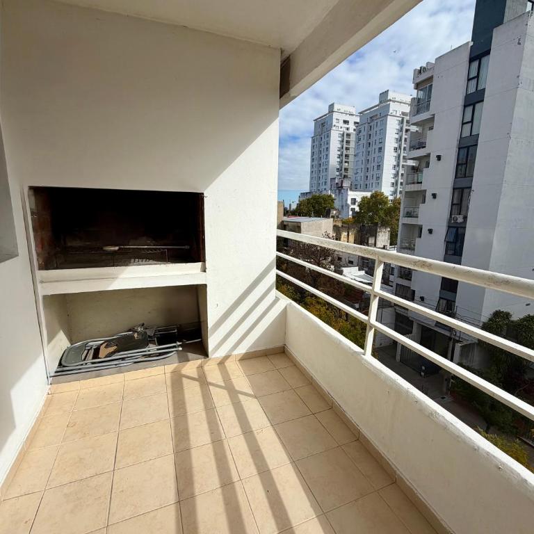 Pilares XV - Dpto con cochera y asador en zona céntrica - Two-Bedroom Apartment - 3