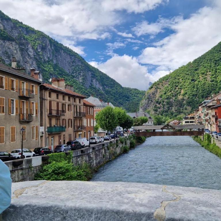 L'auberge le Toit Vert - Chambre Double - Accessible aux Personnes à Mobilité Réduite - 8