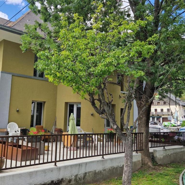 L'auberge le Toit Vert - Chambre Double - Accessible aux Personnes à Mobilité Réduite - 3