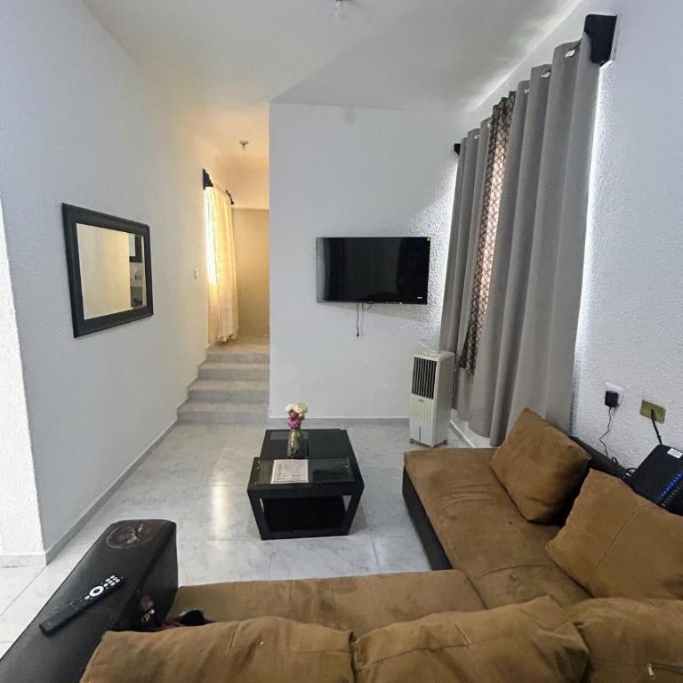 Casa cerca del Estadio BBVA - Two-Bedroom Apartment - 1