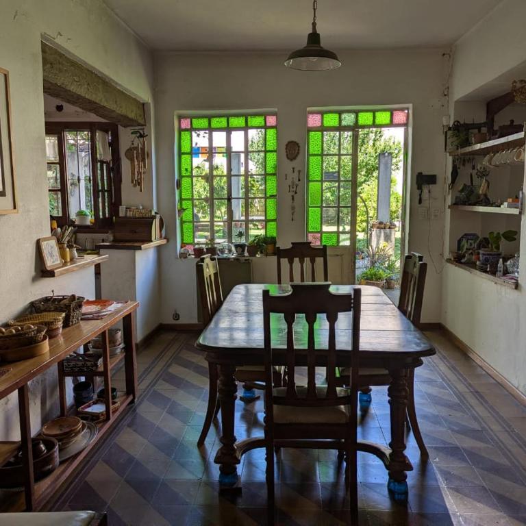 La Casa de Elena - Family Room - 4