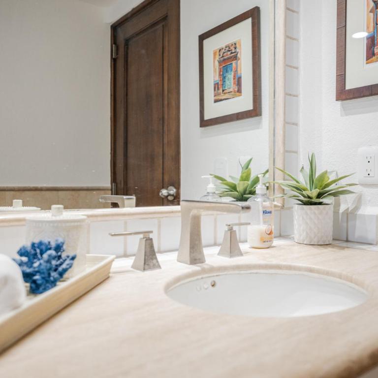 Memorial Day Special 2BR Beachfront Casa Del Mar - Apartamento - 43