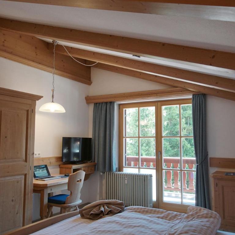 3 G-dreigiebel im Haus Lohrey Appartements - Apartment mit Balkon - 5