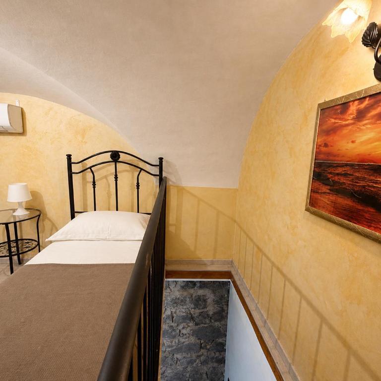 Casa Dei Nonni - Catania City Center Apartment near Duomo - Three-Bedroom House - 20