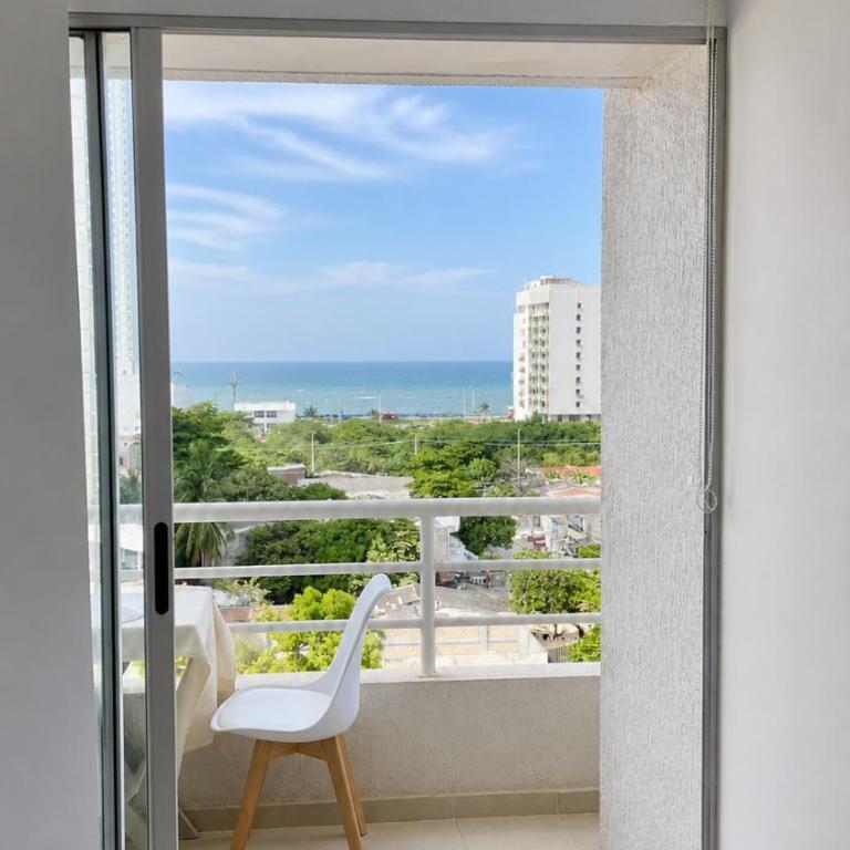 Apartment near the beach and Historic Center - Two-Bedroom Apartment - 10