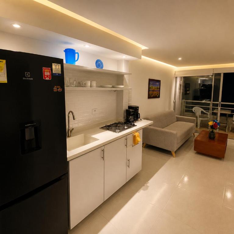 Apartment near the beach and Historic Center - Two-Bedroom Apartment - 4
