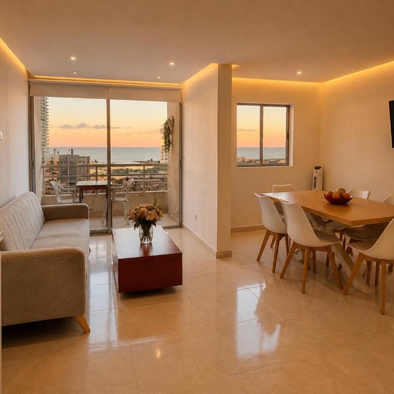Apartment near the beach and Historic Center - Two-Bedroom Apartment - 2