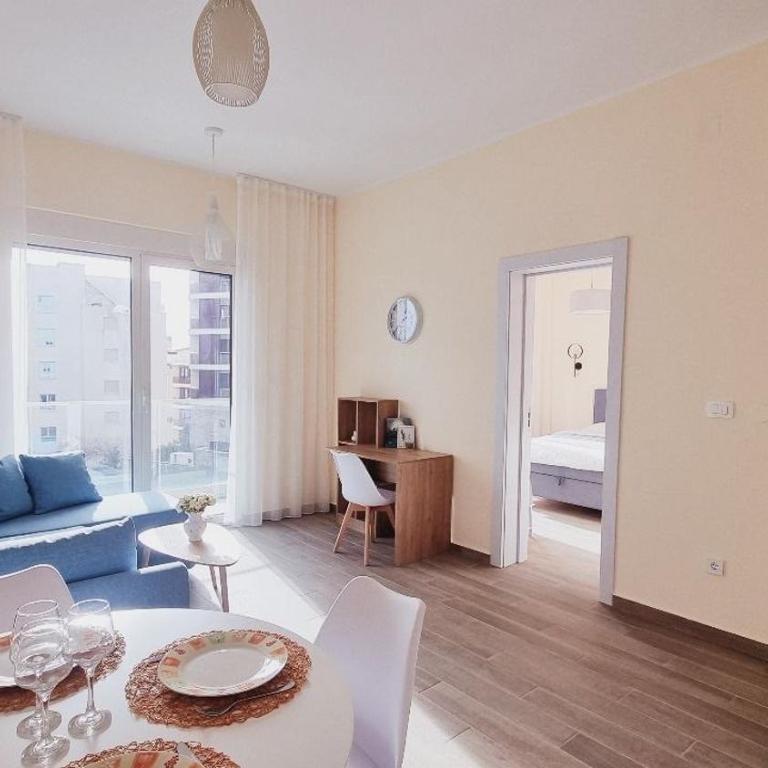 Sea breeze - One-Bedroom Apartment - 3