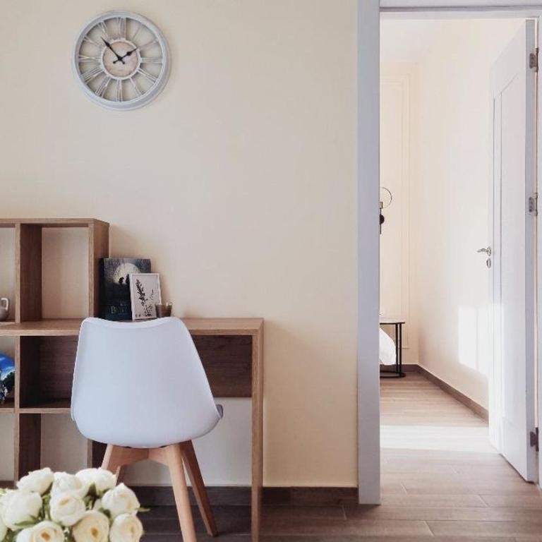 Sea breeze - One-Bedroom Apartment - 5