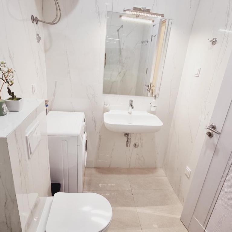Sea breeze - One-Bedroom Apartment - 13