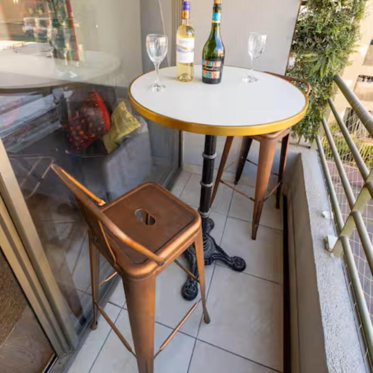 Dpto Providencia cercano a Costanera Center, metro a 1 min, parking free - Apartamento de 1 dormitorio - 19