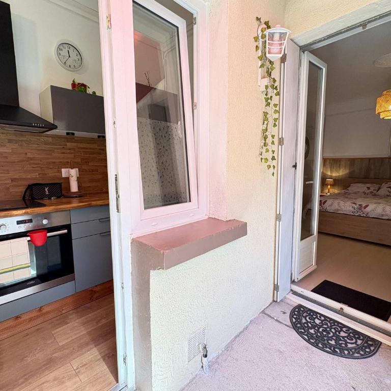 Cozy Cocoon Thermal Baths & Mountains - Apartment - 7
