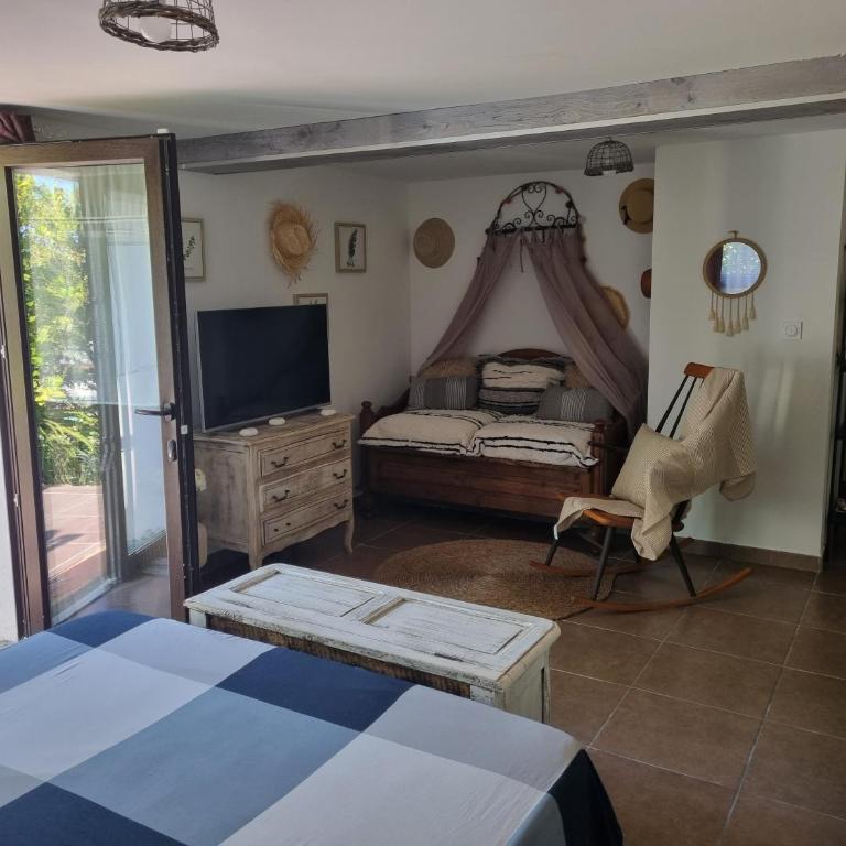 Villa Pitchou - One-Bedroom Apartment - 7