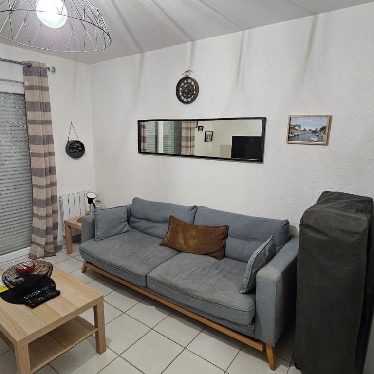Résidence fermée Grande terrasse ombragée Piscine Plage Port Parc Gare - Appartement 1 Chambre - 14
