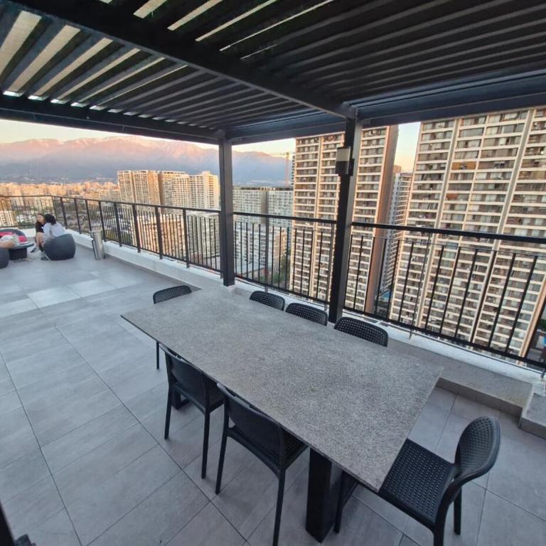 Luminoso departamento cercano a Barrio Italia - Two-Bedroom Apartment with Balcony - 10