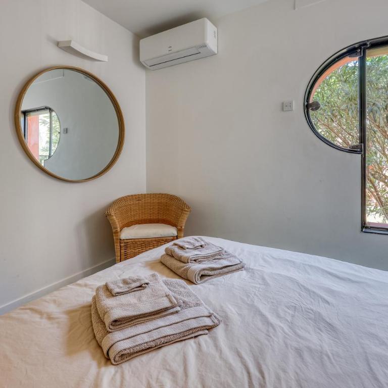 Porquerolles superbe appartement de charme - Maison 3 Chambres - 17