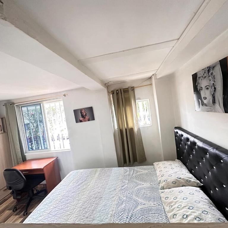 Quiet, comfortable and totally private space - One-Bedroom Apartment - 7