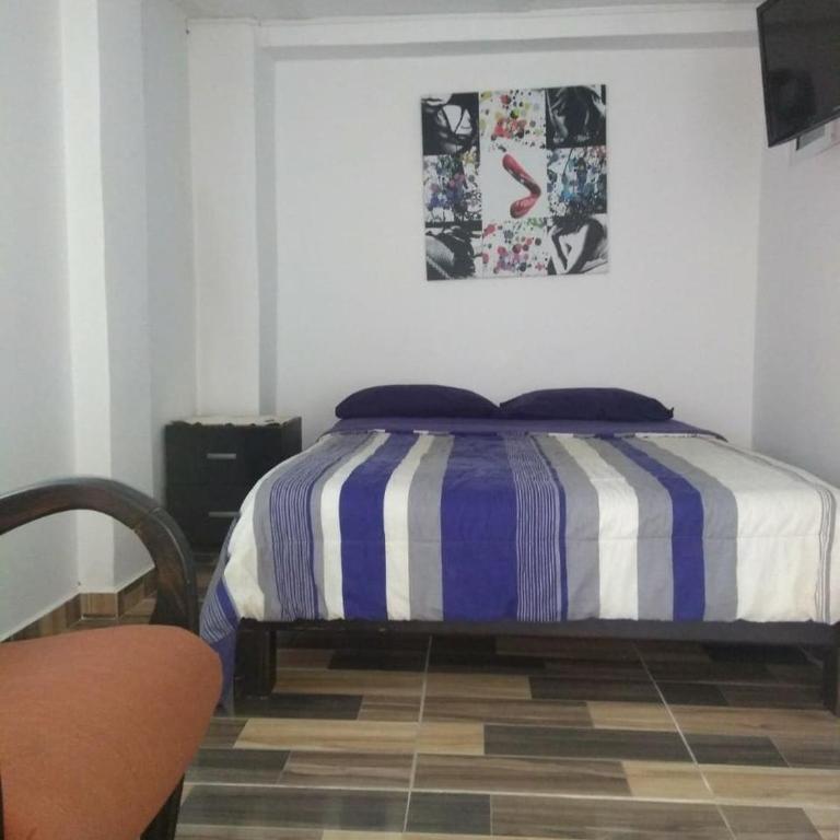 Quiet, comfortable and totally private space - One-Bedroom Apartment - 17