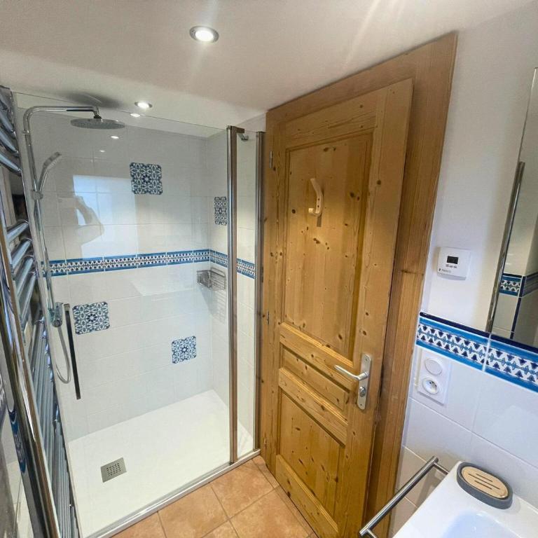 Magnifique chalet 4 chambres aux Gets, vue imprenable - FR-1-598-194 - Chalet - 5