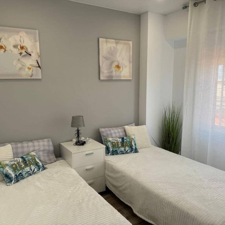 Apartamento Mart - Apartamento de 3 dormitorios y vistas al mar - 2