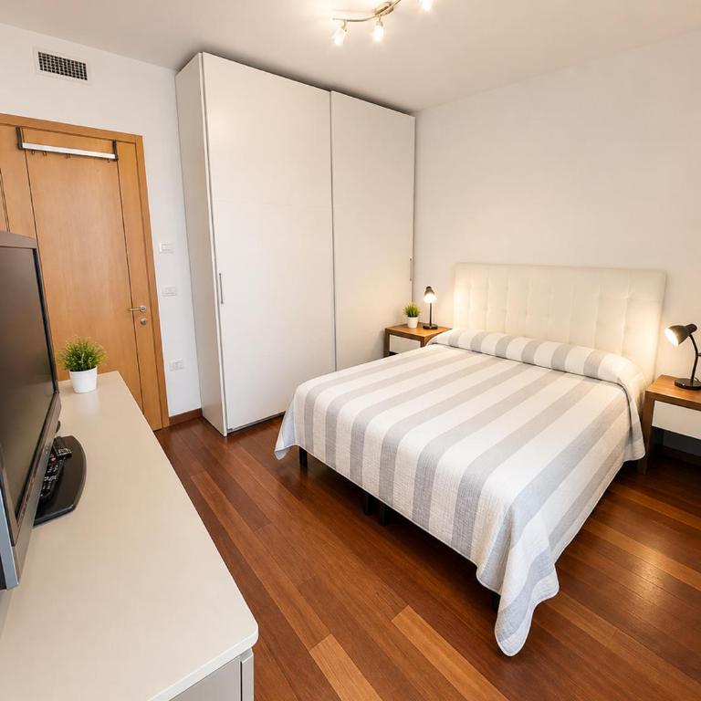 MARIA IDA Three-Bedroom Apartment - Agenzia Cocal - Appartamento con 3 Camere da Letto - 2
