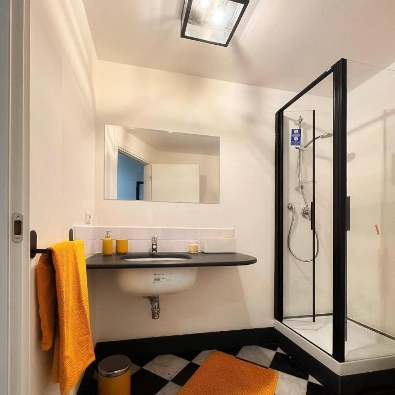 Design Loft in the Heart of Genoa - One-bedroom Loft Apartment - 15