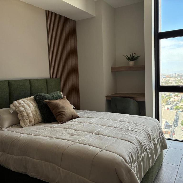 Adhoc Torre Colonia Executive Apartments Monterrey Downtown - Two-Bedroom Apartment with Mountain View - 5