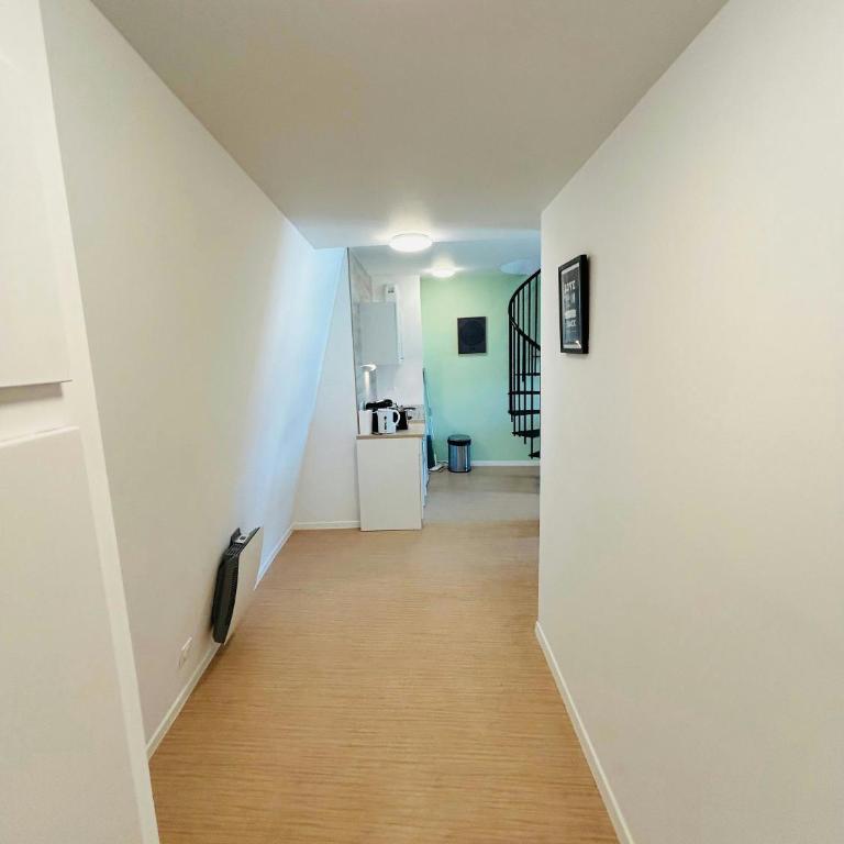 We Live In R - Duplex 504 - Apartment - 11