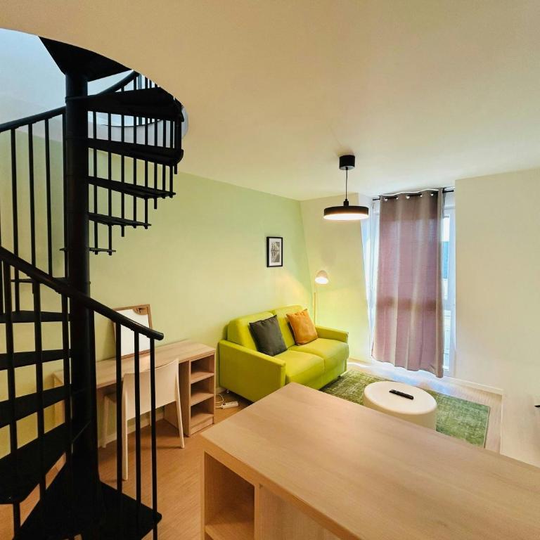 We Live In R - Duplex 504 - Apartment - 14