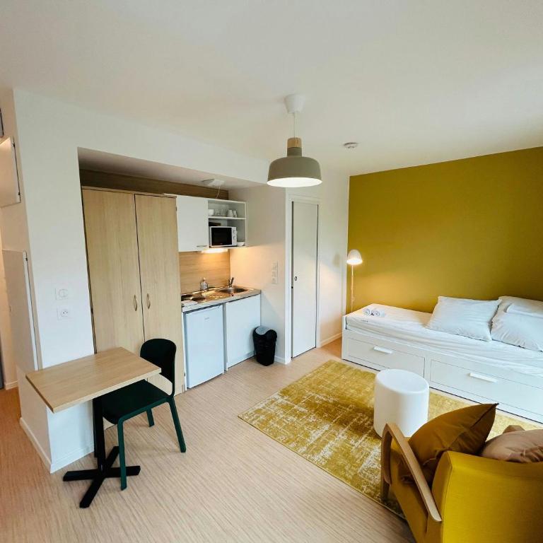 We Live In R - Suite 202 - Cathédrale - Apartamento - 4