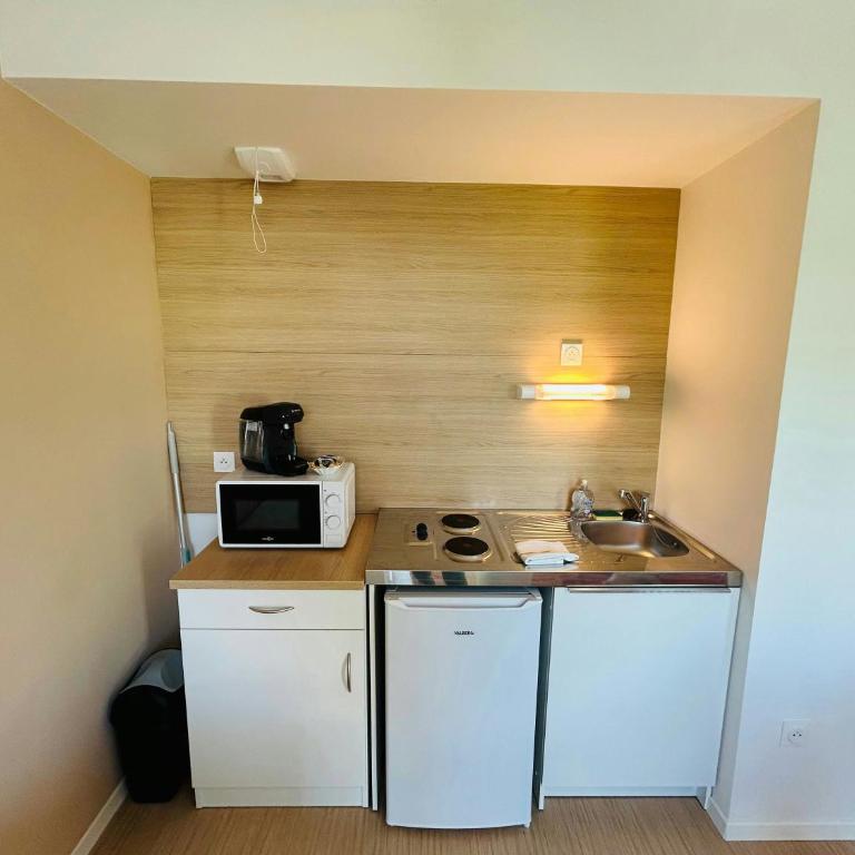 We Live In R - Suite 304 - Apartamento - 4