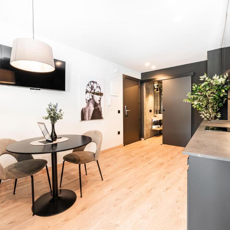 Ando Apartments Boutique - Studio Apartment - 18