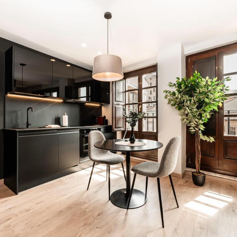 Ando Apartments Boutique - Studio Apartment - 17