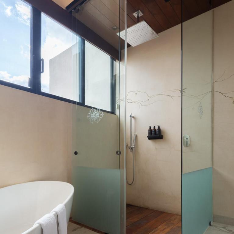 Adoro Hotel Boutique - JUNIOR SUITE WITH BATHTUB - 9