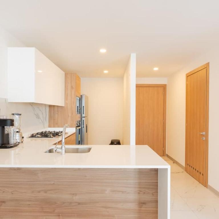 Designer Loft with insane Amenities Gym Cine Spa - Apartment - 10