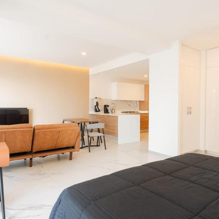 Designer Loft with insane Amenities Gym Cine Spa - Apartment - 17