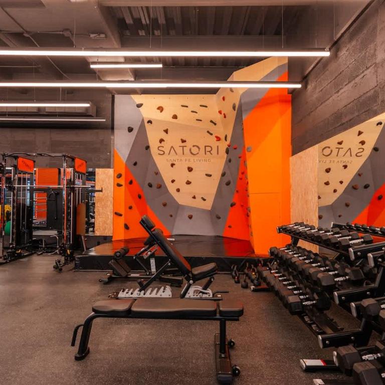 Designer Loft with insane Amenities Gym Cine Spa - Apartment - 45