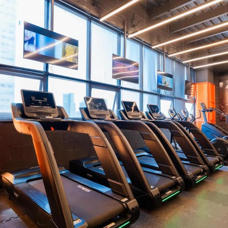 Designer Loft with insane Amenities Gym Cine Spa - Apartment - 47