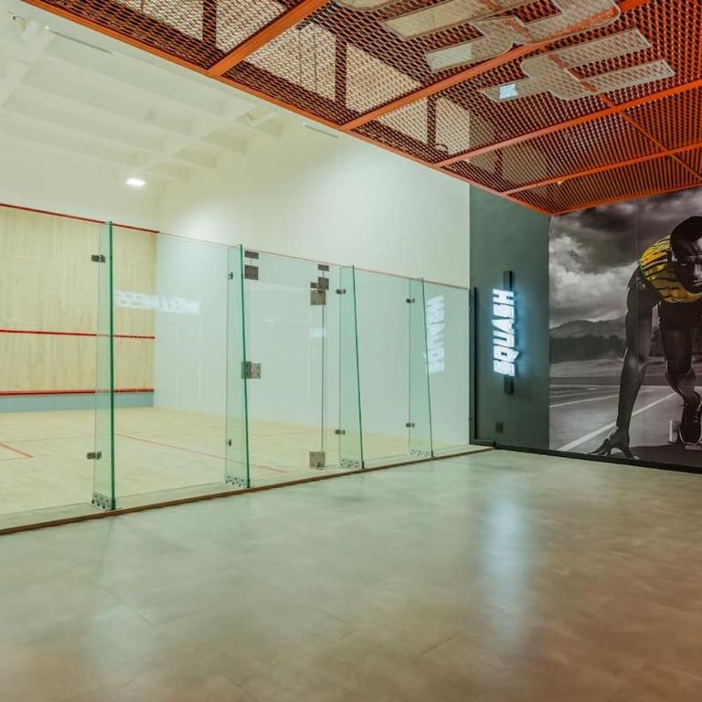 Designer Loft with insane Amenities Gym Cine Spa - Apartment - 50