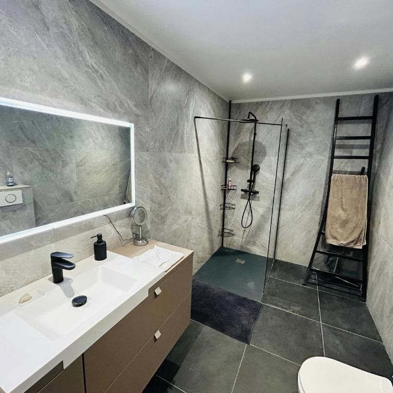 Latelier du Centre Cathédrale - Apartment - 4