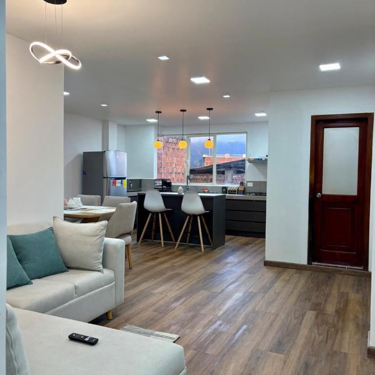 Apartamento por estrenar, lujoso! Parking and comfort - One-Bedroom Apartment - 1