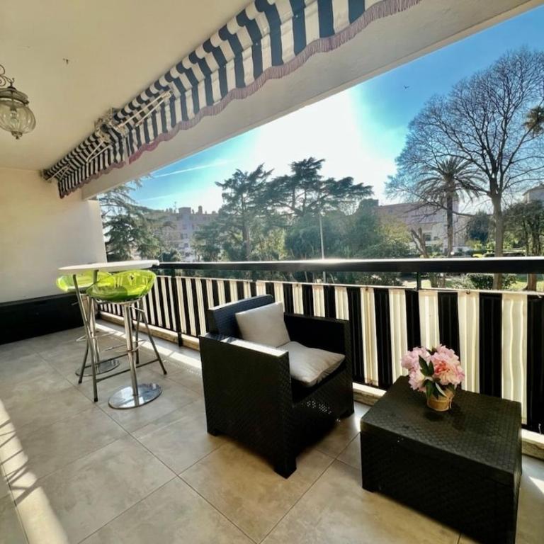 Perfect location for this bright apartment - Appartement 1 Chambre - 8
