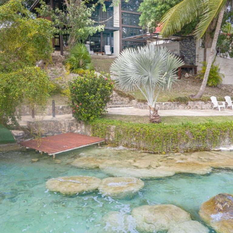 Lagoon Escape with Kayaks and Views - Villa - 45