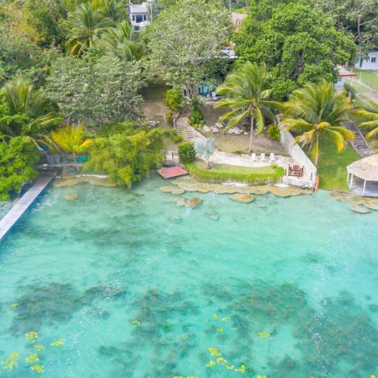 Lagoon Escape with Kayaks and Views - Villa - 47